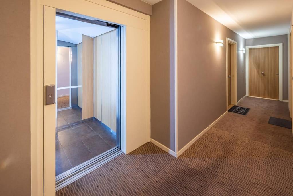L'Excellence-8Min Aeroport-Terrasse-Parking Prive Apartment Lingolsheim Exterior photo